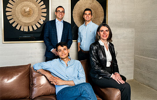 Docentes y equipo real